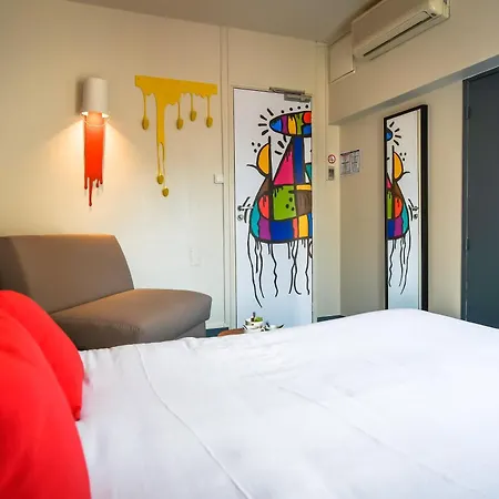 Cit'Hotel le Bord'O Vieux Port-3